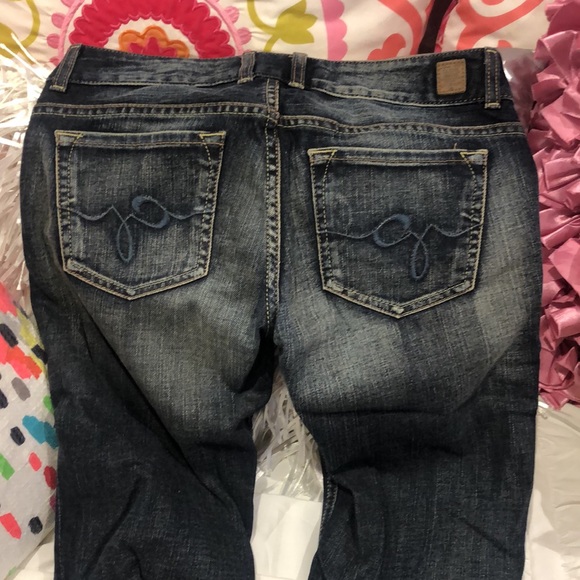 Guess Cuffed Stretch Capri Jeans, size 29 - Picture 5 of 7